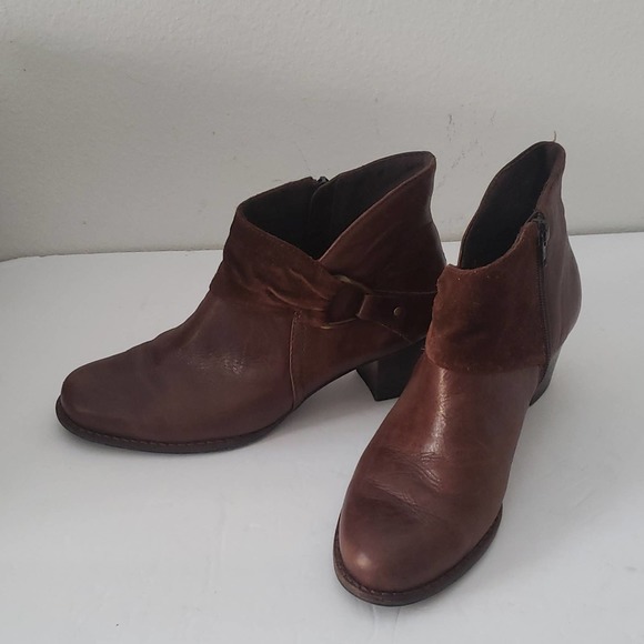 ELITES/ Walking Ankle Boots, Brown Leather with Suede, Size 7M - Picture 8 of 14